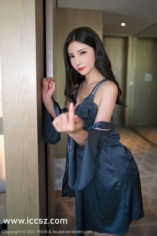 小学女教师吃瓜视频播放,引发网友热议